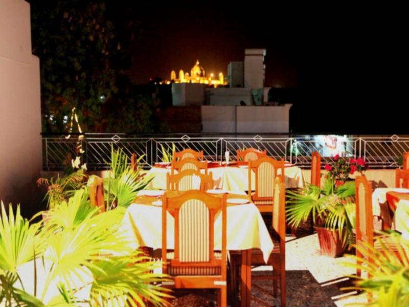 Hotel Sandhu Palace Jodhpur  Exteriör bild